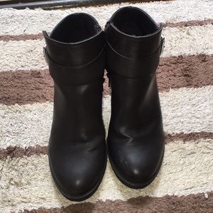 H&M Black Heeled Ankle Booties (size 6 W)